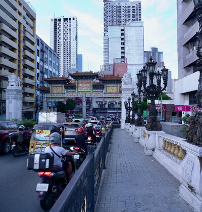 Back to Binondo:  Hola Escolta & the Spirit of the 90s